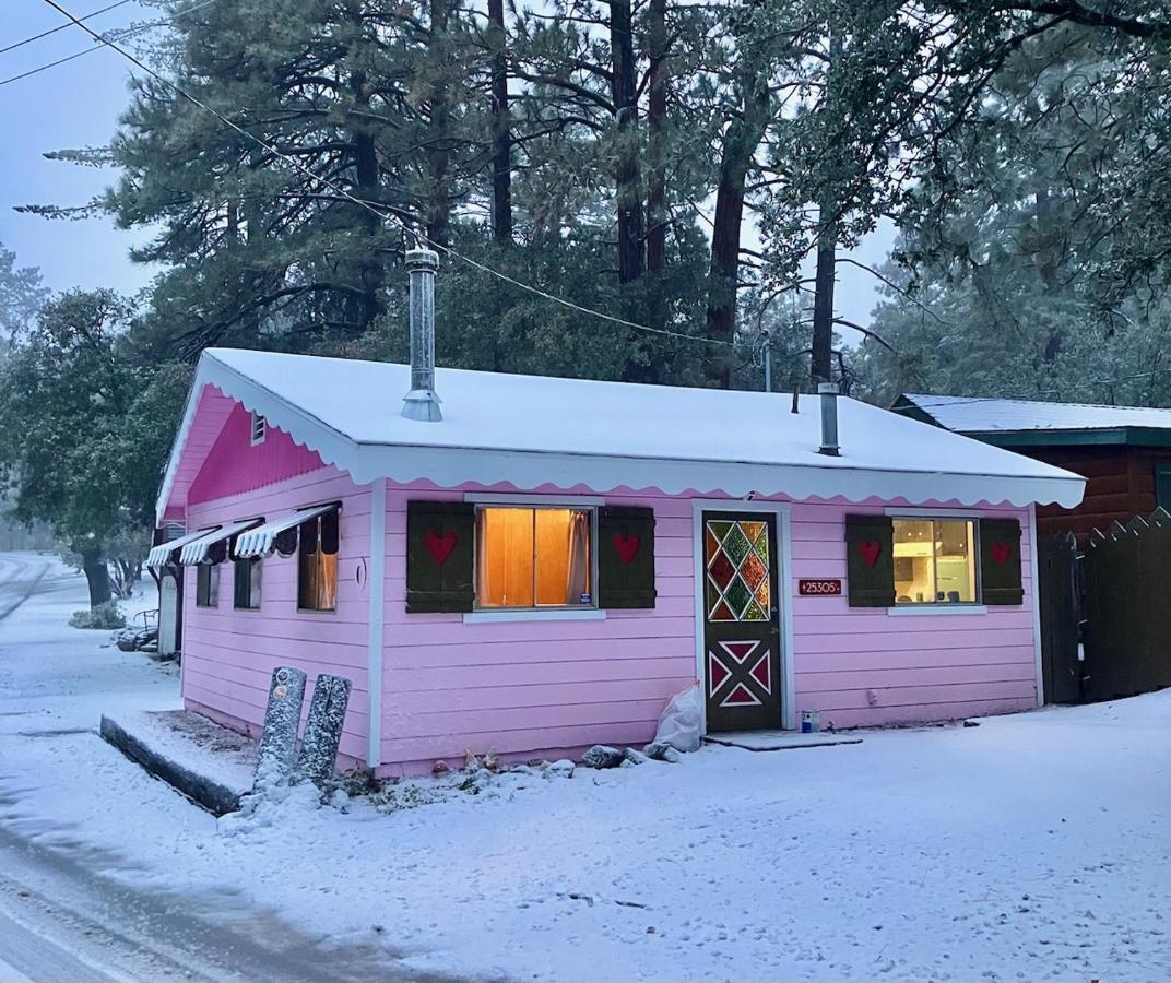 Storybook Village Pine Cove Buitenkant foto