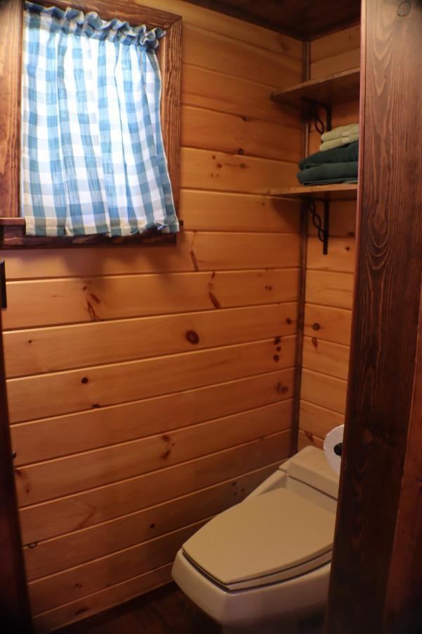Storybook Village Pine Cove Buitenkant foto