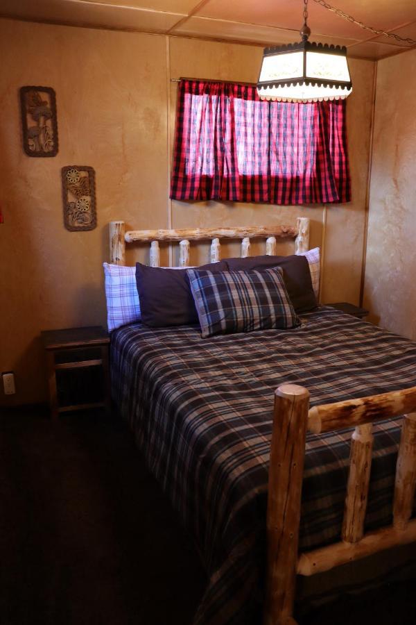 Storybook Village Pine Cove Buitenkant foto